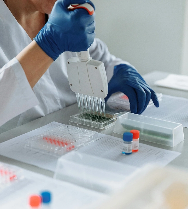 Servicios de laboratorio clínico CheckSalud